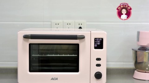 传统烘焙设备厂做AI优化，明天让文员用手机发3条内容，客户搜得到